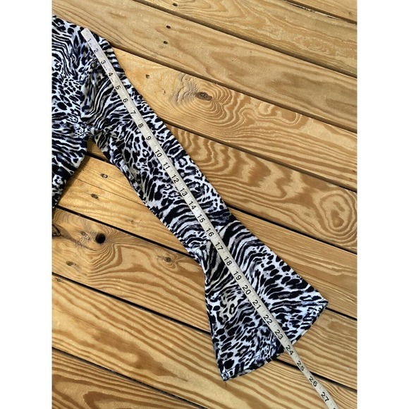 Michael Kors Allover Zebra Print Bell Sleeve Dress Size Small Women’s Black - Picture 7 of 7